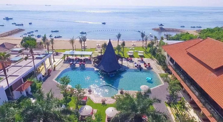 Resort Pinggir Pantai di Bali